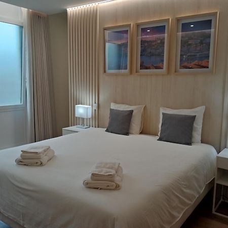 715 Gale Apartment Wi-Fi, Estacionamento 포르투 외부 사진