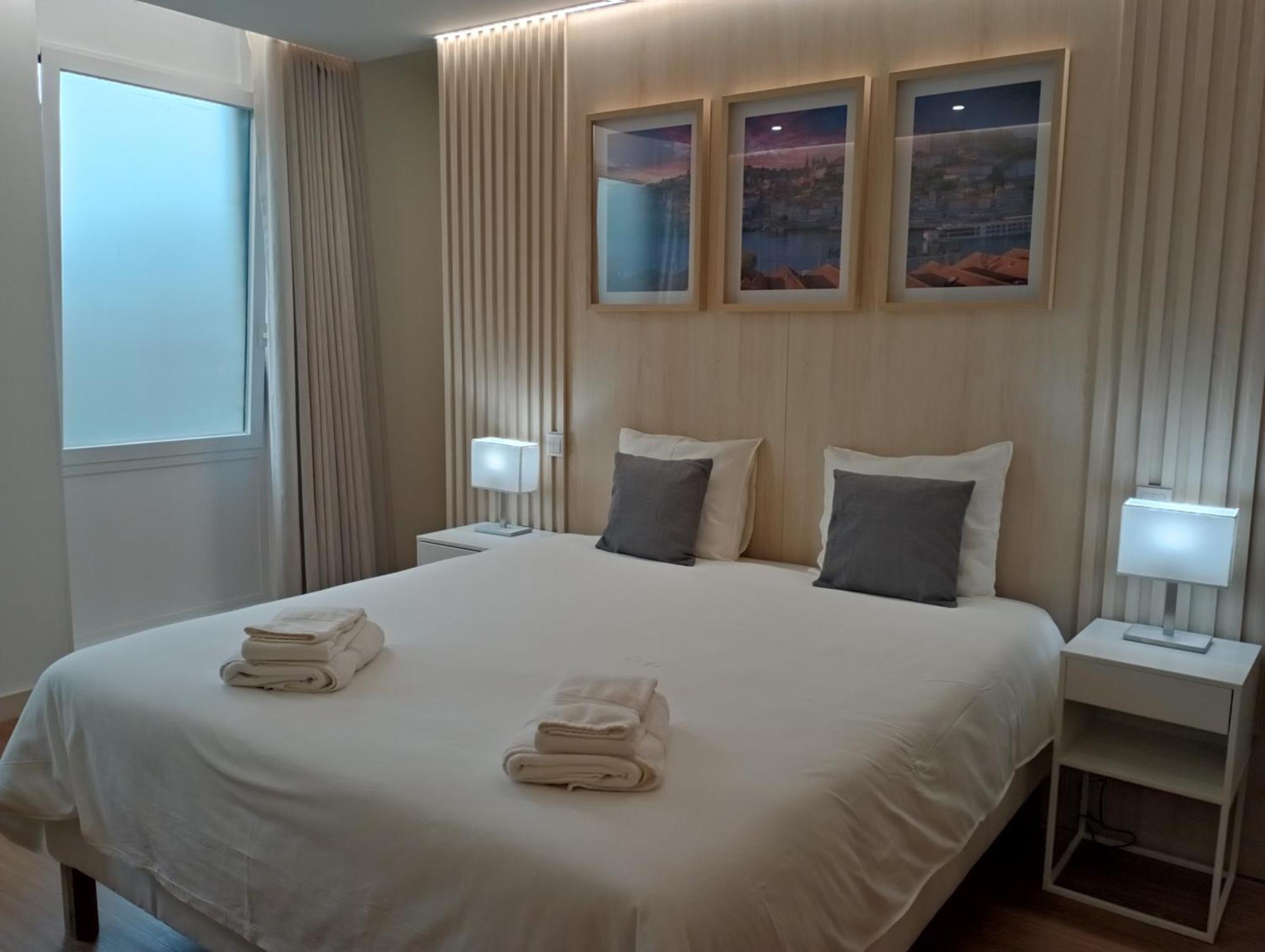 715 Gale Apartment Wi-Fi, Estacionamento 포르투 외부 사진
